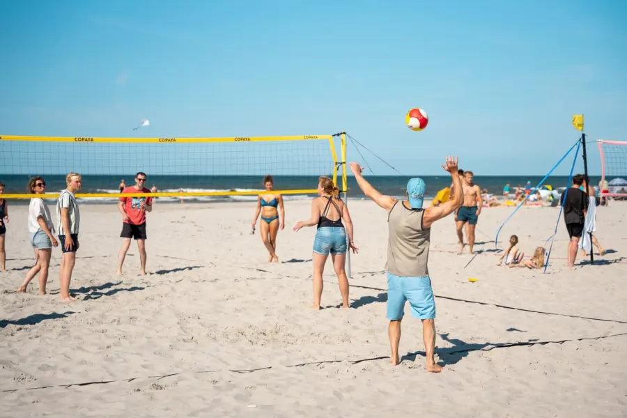 Volleybal strand Duinoord Ameland