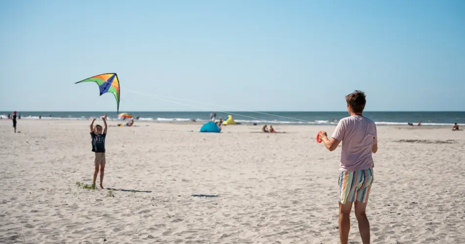Vliegeren strand camping Duinoord